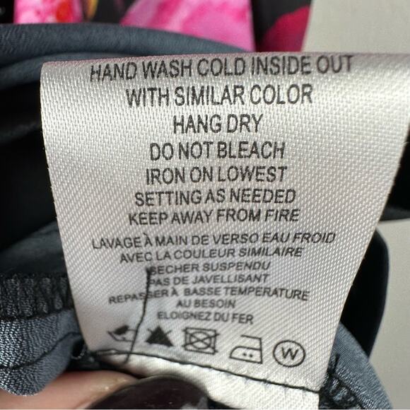 Samuel Dong Floral midi dress open shoulder ruffle sleeves black and pink - Picture 9 of 9